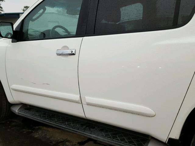 5N1AA08B34N746129 - 2004 NISSAN ARMADA SE WHITE photo 9