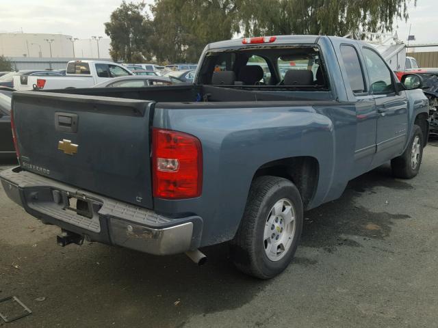 1GCRCSE05BZ447554 - 2011 CHEVROLET SILVERADO BLUE photo 4