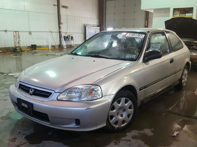 2HGEJ6445YH100221 - 2000 HONDA CIVIC DX SILVER photo 2