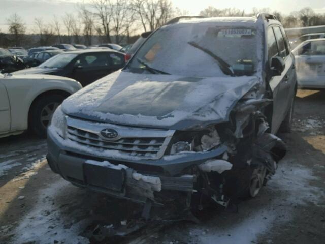 JF2SHABC4DG437397 - 2013 SUBARU FORESTER 2 GREEN photo 2