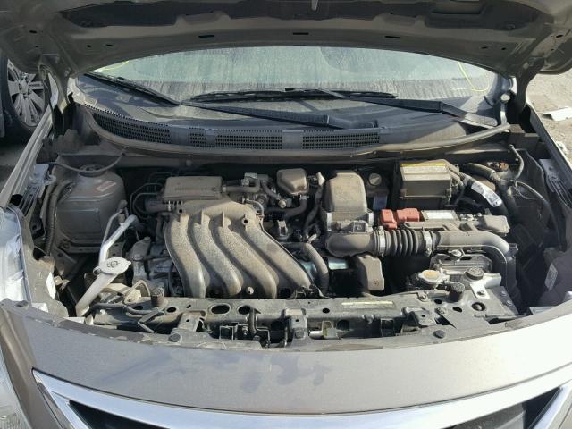 3N1CN7AP0FL945743 - 2015 NISSAN VERSA S GRAY photo 7