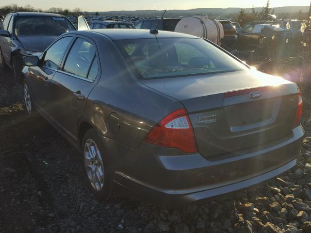 3FAHP0HA6AR429999 - 2010 FORD FUSION SE GRAY photo 3