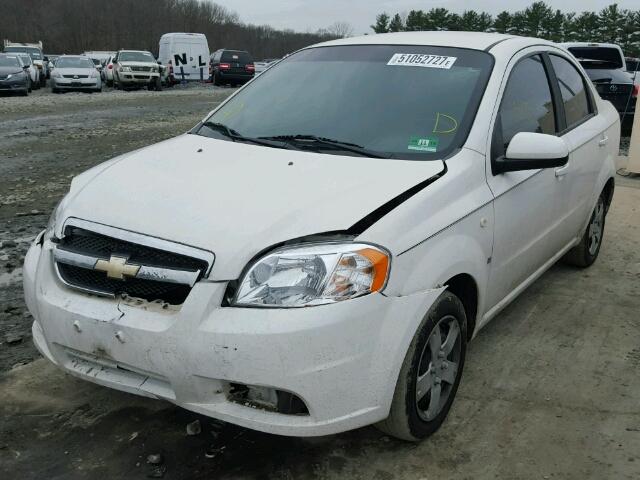 KL1TD56608B060541 - 2008 CHEVROLET AVEO BASE WHITE photo 2