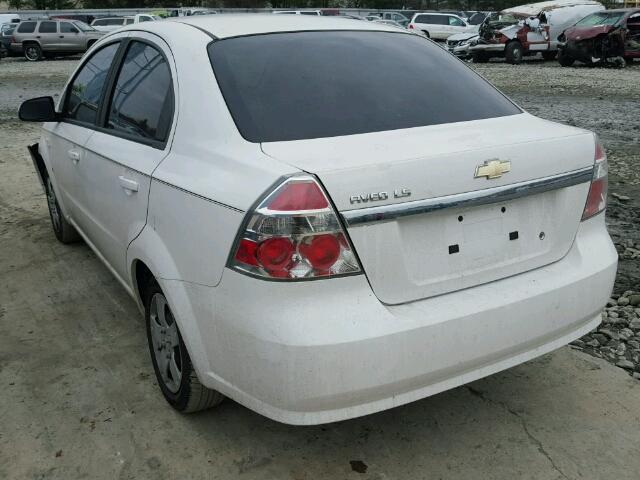 KL1TD56608B060541 - 2008 CHEVROLET AVEO BASE WHITE photo 3