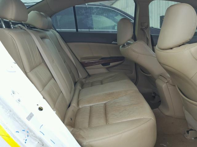 1HGCP36898A057635 - 2008 HONDA ACCORD EXL WHITE photo 6