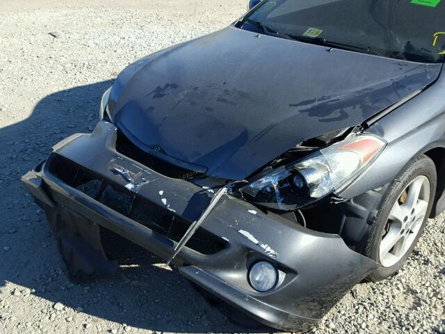 4T1FA38P15U059094 - 2005 TOYOTA CAMRY SOLA 灰色 照片 9