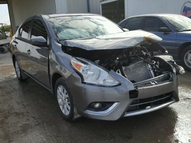 3N1CN7AP4HL805990 - 2017 NISSAN VERSA S GRAY photo 1