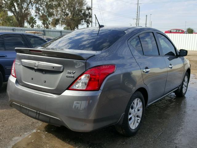 3N1CN7AP4HL805990 - 2017 NISSAN VERSA S GRAY photo 4