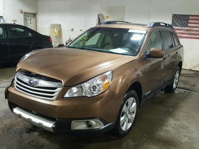 4S4BRCKC8B3441346 - 2011 SUBARU OUTBACK 2. BROWN photo 2