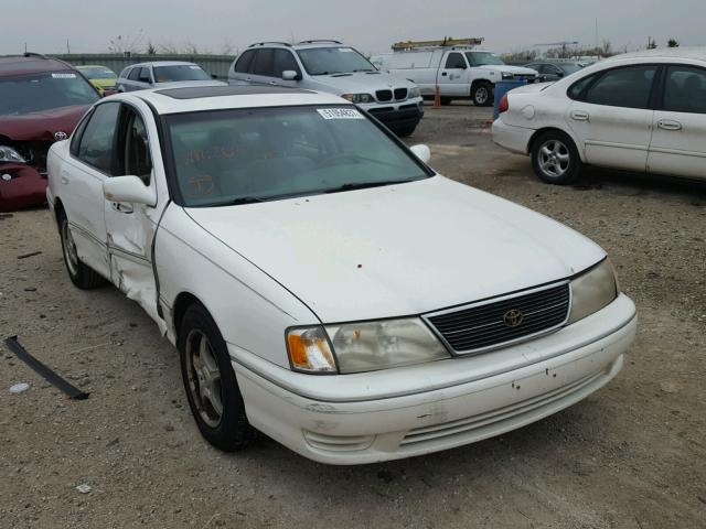 4T1BF18B1WU268720 - 1998 TOYOTA AVALON XL WHITE photo 1