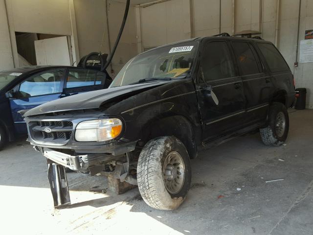 1FMZU62X2YUB80039 - 2000 FORD EXPLORER X BLACK photo 2