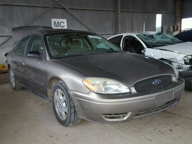 1FAFP53U75A225962 - 2005 FORD TAURUS SE SILVER photo 1