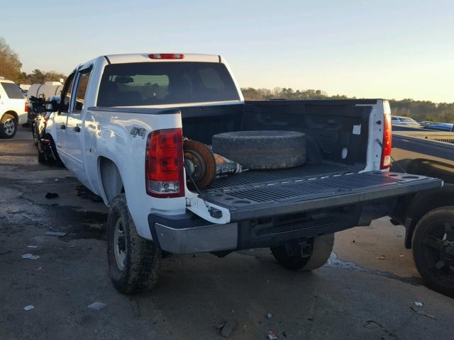 1GTHK23657F567403 - 2007 GMC SIERRA K25 WHITE photo 3