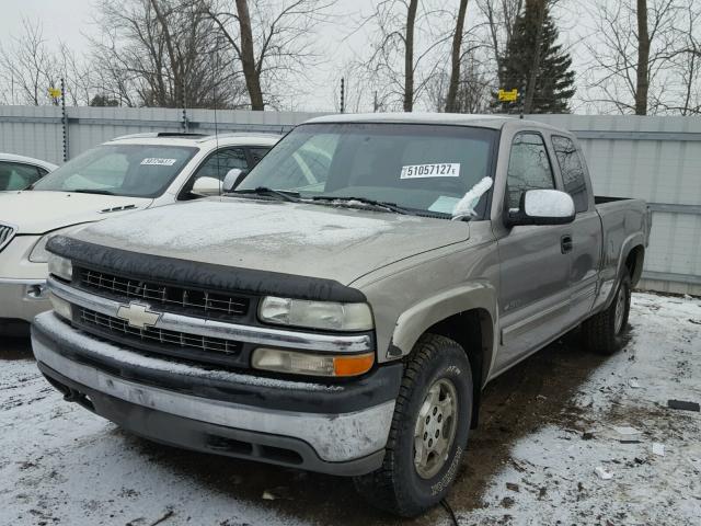 1GCEK19T12Z343658 - 2002 CHEVROLET SILVERADO TAN photo 2