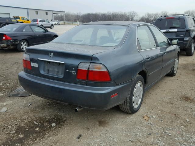 1HGCD5636TA290647 - 1996 HONDA ACCORD LX GREEN photo 4