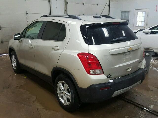 3GNCJLSB4GL253899 - 2016 CHEVROLET TRAX 1LT TAN photo 3