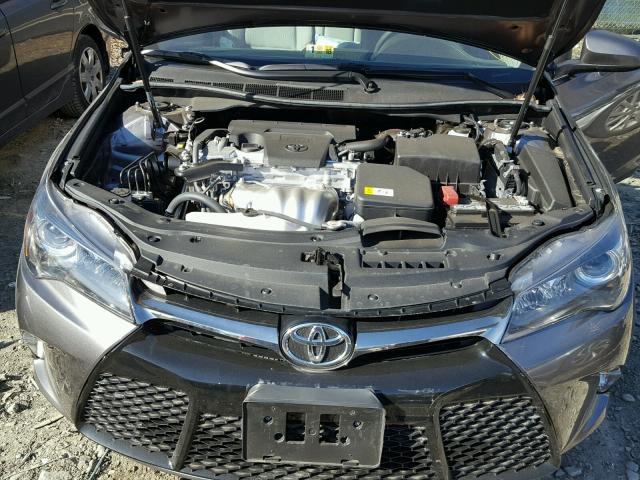 4T1BF1FK0HU729413 - 2017 TOYOTA CAMRY LE CHARCOAL photo 7