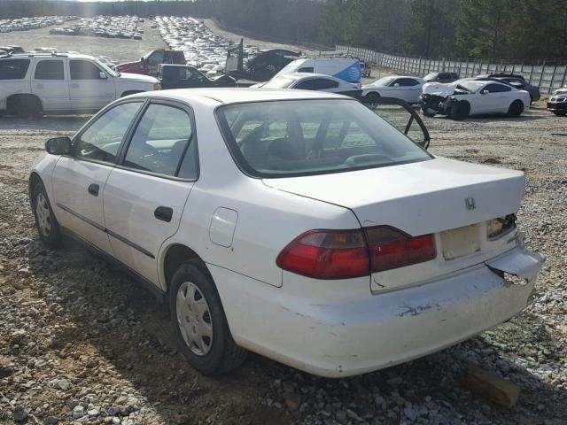 1HGCF8647WA185303 - 1998 HONDA ACCORD DX WHITE photo 3