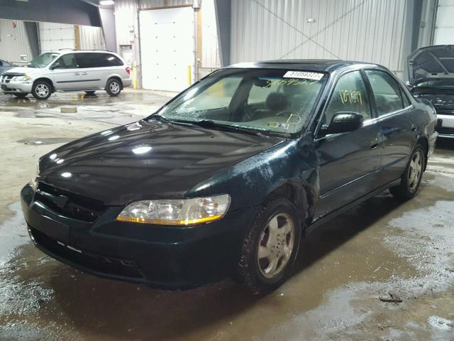 1HGCG6672XA005433 - 1999 HONDA ACCORD EX GREEN photo 2