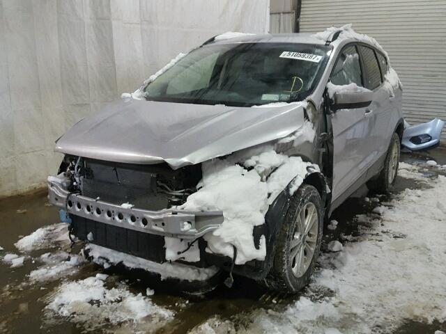 1FMCU9GD2HUB03791 - 2017 FORD ESCAPE SE 银色 照片 2