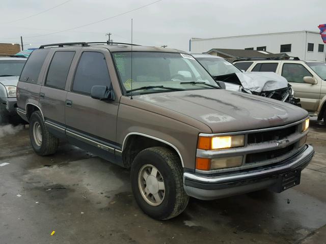 1GNEC13R3VJ353449 - 1997 CHEVROLET TAHOE C150 BROWN photo 1