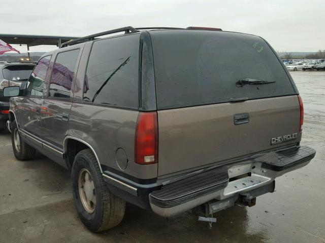 1GNEC13R3VJ353449 - 1997 CHEVROLET TAHOE C150 BROWN photo 3