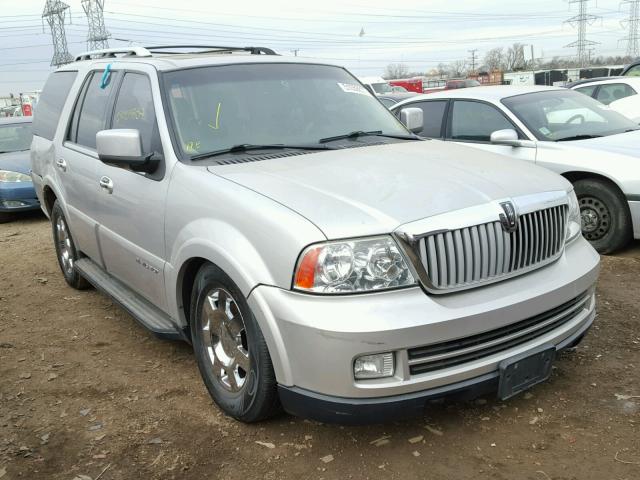 5LMFU28506LJ07799 - 2006 LINCOLN NAVIGATOR SILVER photo 1