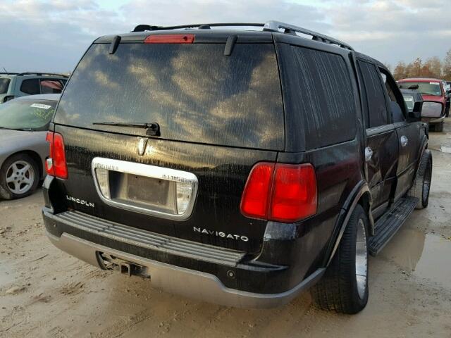 5LMFU28R03LJ25587 - 2003 LINCOLN NAVIGATOR BLACK photo 4