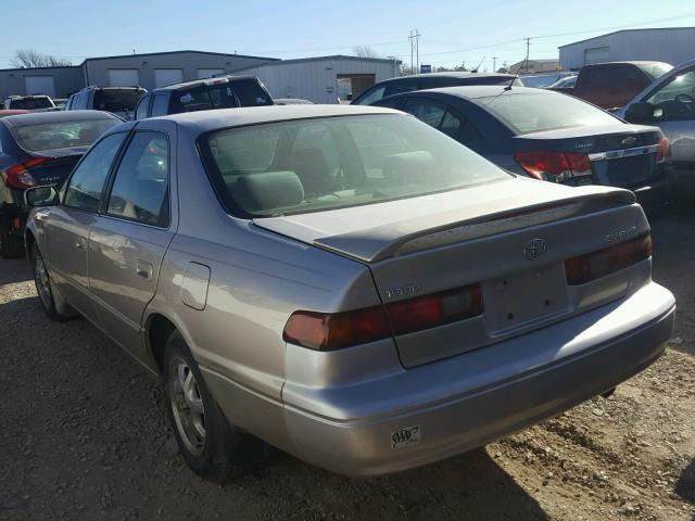 4T1BG22K4XU577563 - 1999 TOYOTA CAMRY CE GOLD photo 3