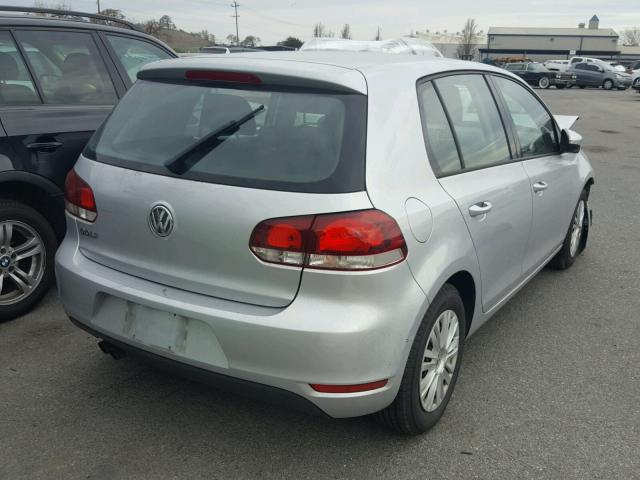 WVWDB7AJ7DW135832 - 2013 VOLKSWAGEN GOLF 银色 照片 4