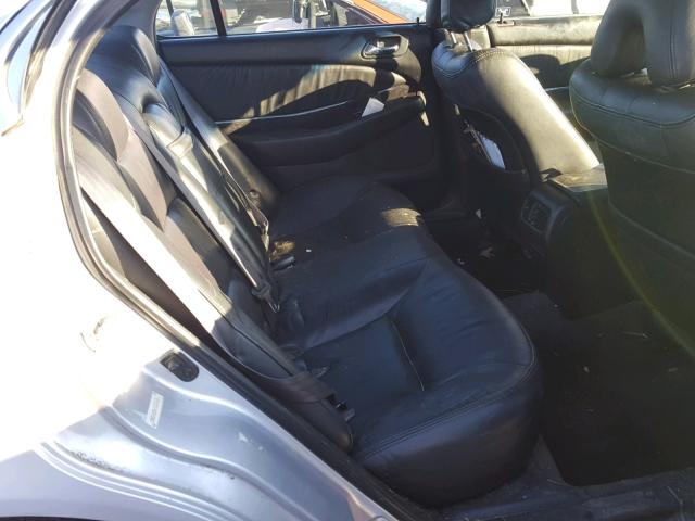 19UUA56942A006464 - 2002 ACURA 3.2TL TYPE SILVER photo 6