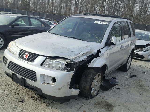 5GZCZ534X6S815946 - 2006 SATURN VUE SILVER photo 2