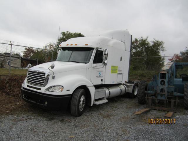 1FUJA6CV07LX06060 - 2007 FREIGHTLINER CONVENTION WHITE photo 1