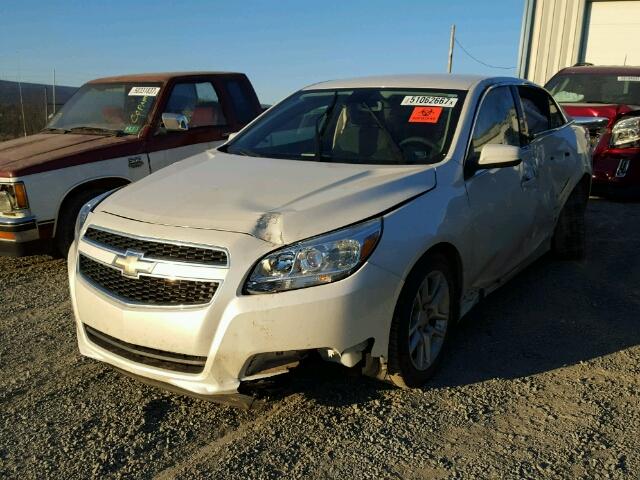 1G11D5RR7DF111146 - 2013 CHEVROLET MALIBU 1LT WHITE photo 2