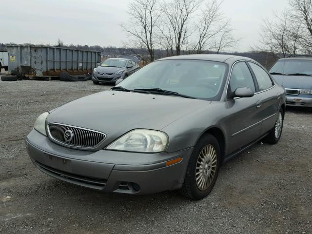 1MEFM50U34A602372 - 2004 MERCURY SABLE GS GRAY photo 2