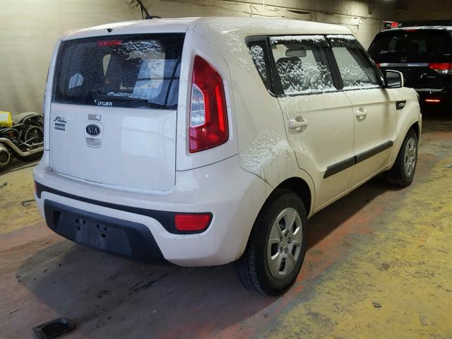 KNDJT2A53C7353491 - 2012 KIA SOUL BEIGE photo 4