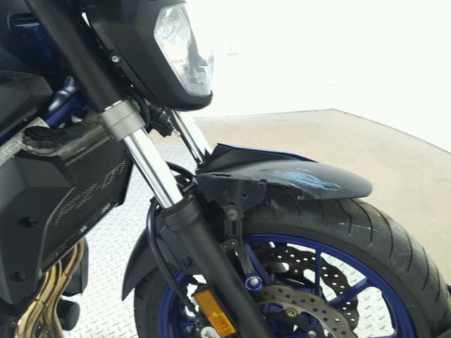 JYARM06E2GA009457 - 2016 YAMAHA FZ07 BLUE photo 14