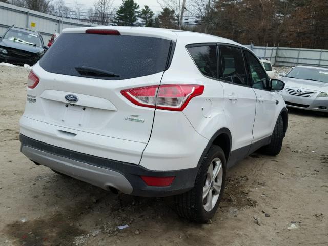 1FMCU0GX0FUB17269 - 2015 FORD ESCAPE SE WHITE photo 4