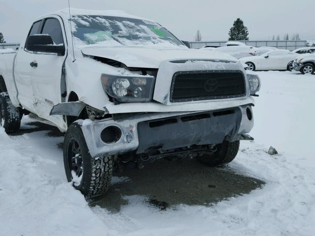 5TFBT54167X005432 - 2007 TOYOTA TUNDRA DOU WHITE photo 9