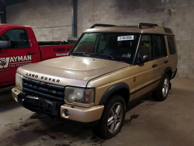SALTW19494A857949 - 2004 LAND ROVER DISCOVERY GOLD photo 2
