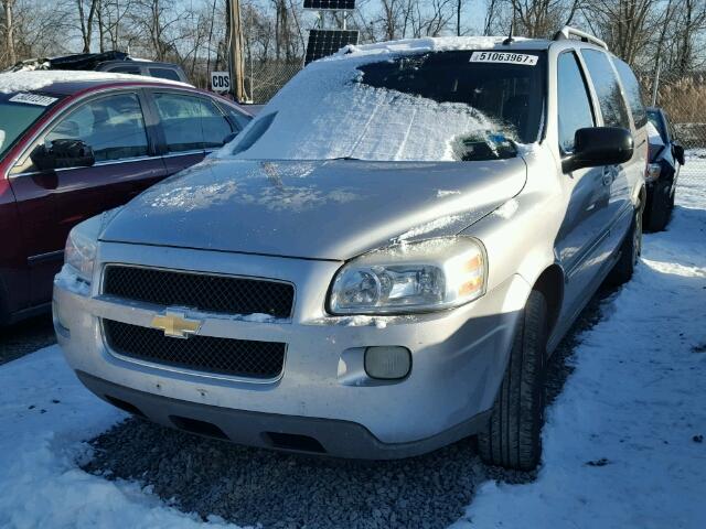 1GNDV33LX5D154829 - 2005 CHEVROLET UPLANDER L 银色 照片 2