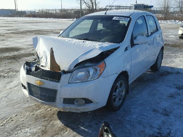 3G1TB6DE2AL116877 - 2010 CHEVROLET AVEO LS WHITE photo 2