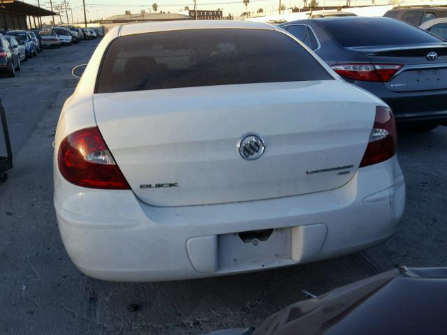 2G4WC582061100533 - 2006 BUICK LACROSSE C WHITE photo 10