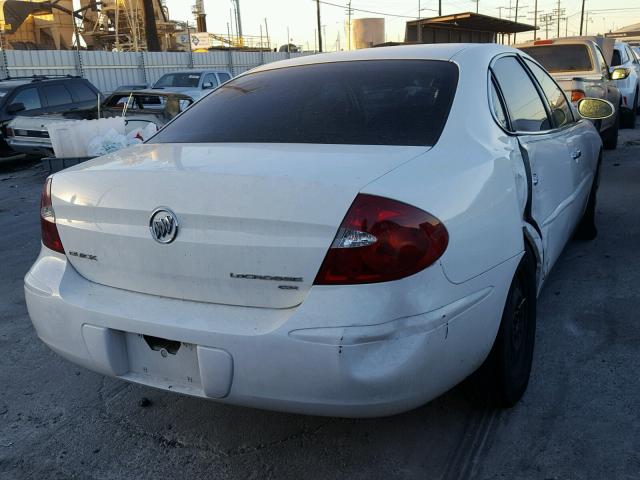 2G4WC582061100533 - 2006 BUICK LACROSSE C WHITE photo 4