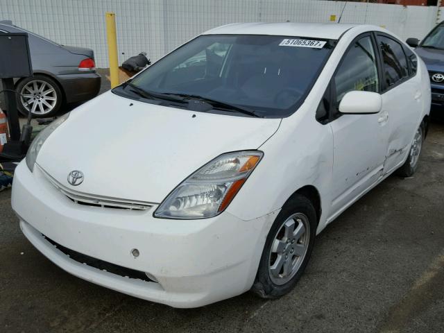 JTDKB20U063193582 - 2006 TOYOTA PRIUS WHITE photo 2