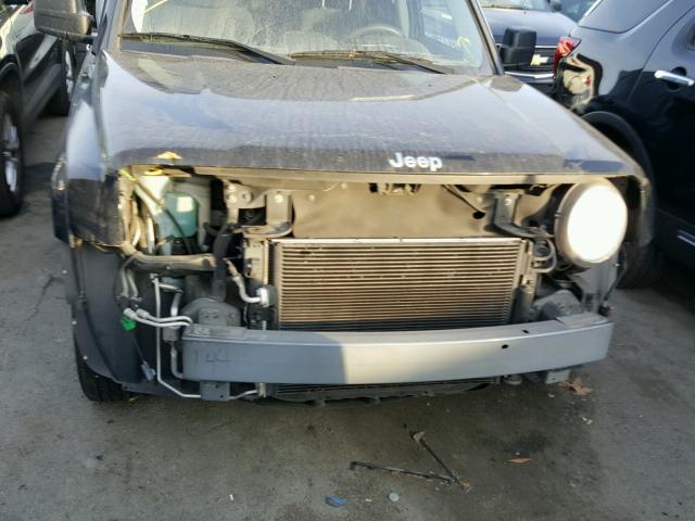 1C4NJPFA7DD122283 - 2013 JEEP PATRIOT LA BLACK photo 9