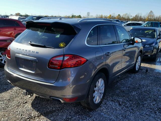 WP1AA2A2XDLA02371 - 2013 PORSCHE CAYENNE GRAY photo 4