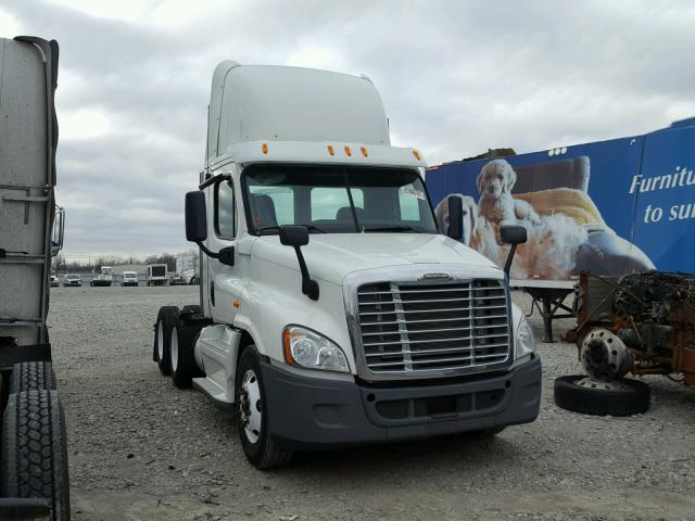 1FUJGEDR5DLBZ2604 - 2013 FREIGHTLINER CASCADIA 1 WHITE photo 1