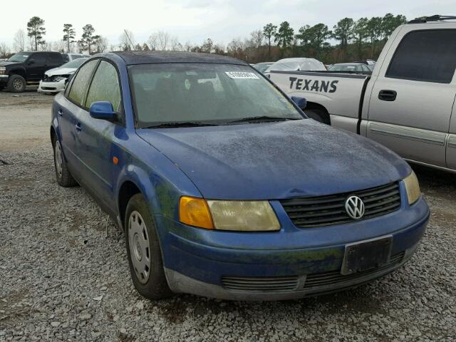 WVWMA63B8WE193153 - 1998 VOLKSWAGEN PASSAT GLS BLUE photo 1