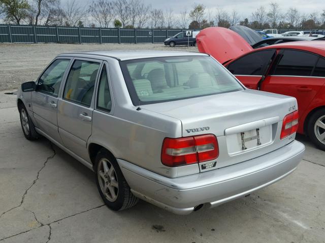 YV1LS56D7Y2628520 - 2000 VOLVO S70 GLT SILVER photo 3